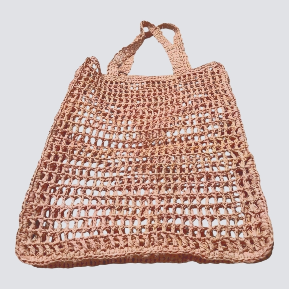 Btb Los Angeles Handwoven Natural Straw Tote Bag with Heart Accent - Picture 3 of 5